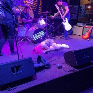 meet yr posher, evie irene ♥